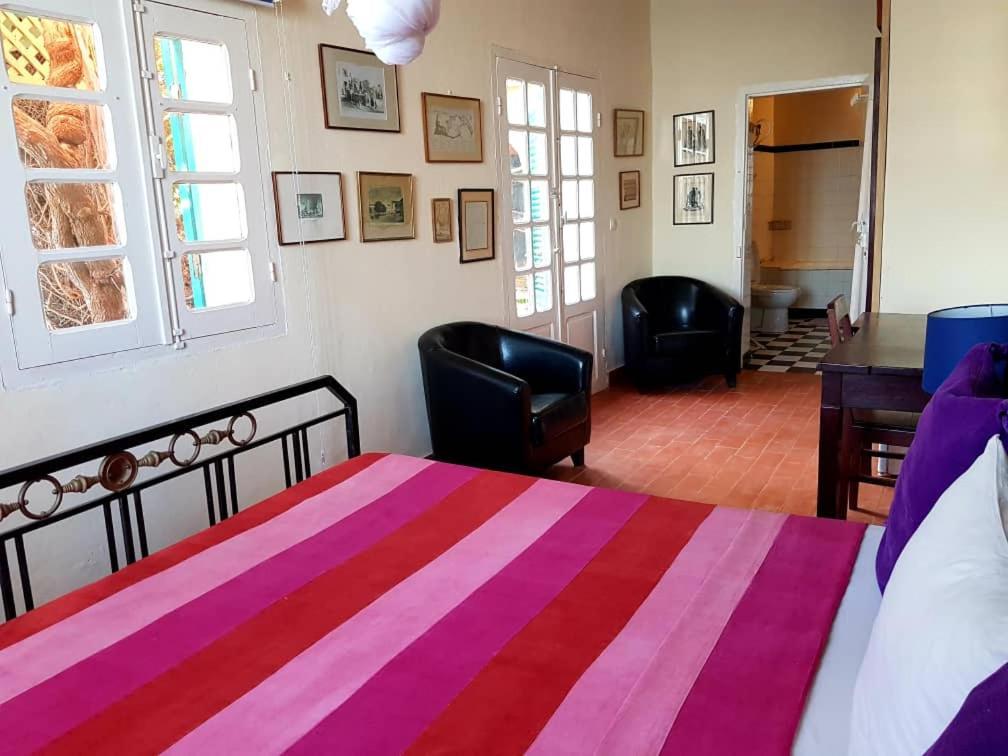 Chez Olivier - Ile De Đảo Gorée Ngoại thất bức ảnh